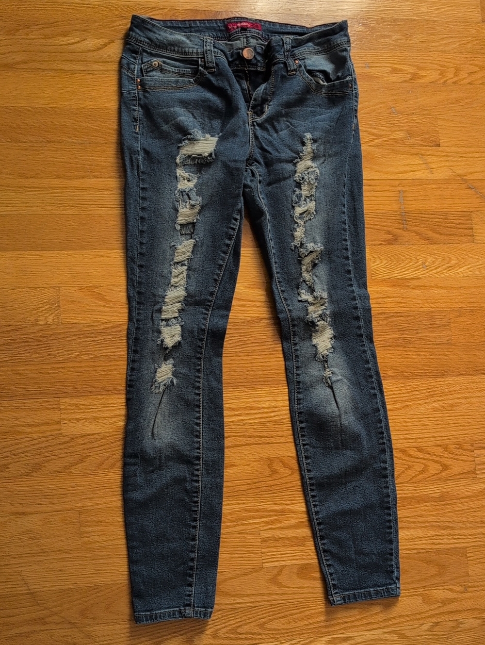 Dark Blue Distressed Women’s Skinny Jeans